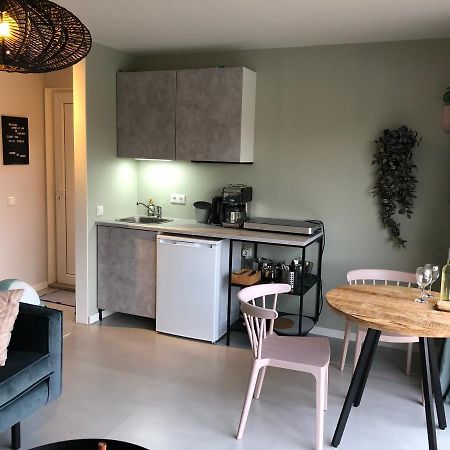 B&B Snurk Stiens, Fijn Verblijf Aan Open Vaarwater 外观 照片