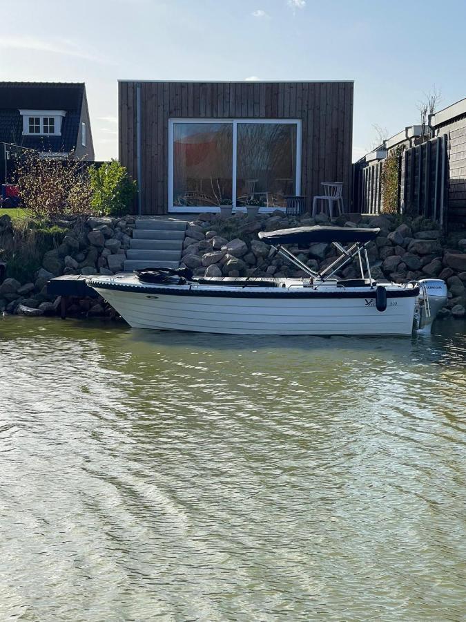 B&B Snurk Stiens, Fijn Verblijf Aan Open Vaarwater 外观 照片